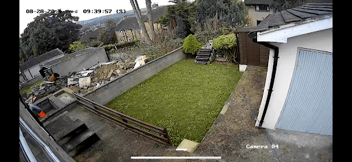 CCTV PEOPLE — Customer photo